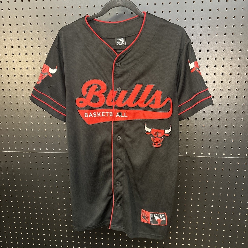 Chicago Bulls Ultra Game Basketball Baseball Button‎ Up Jersey Mens SZ SM Black